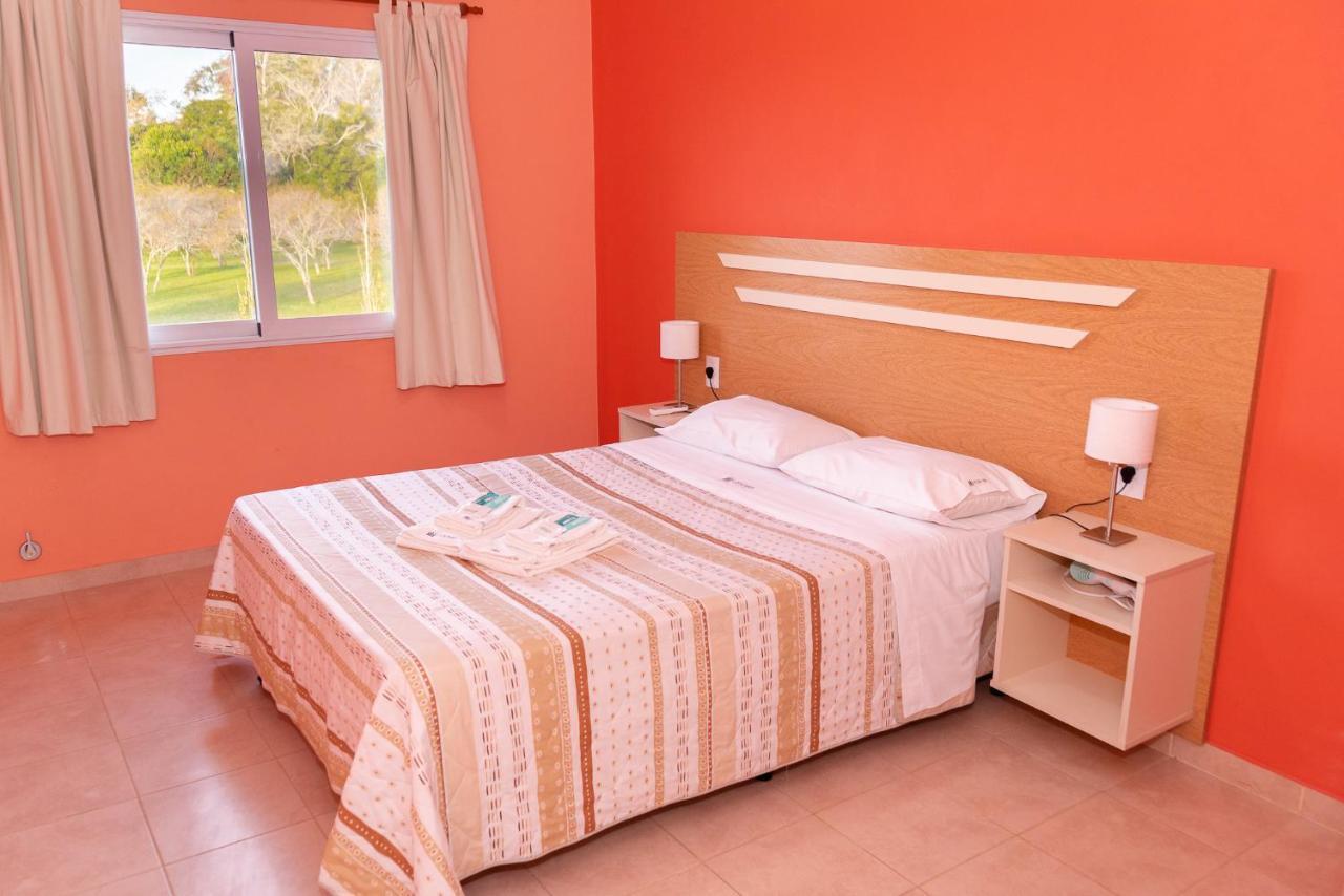 Cabanas Termas Del Guaychu Villa Gualeguaychu Luaran gambar